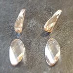 Pendente com gota de vidro facetado N°02-01