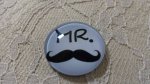 cabochão de vidro redondo 25mm bigode 004 