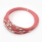 1 colar de fio rígido cor-de-rosa com fecho de rosca N°01