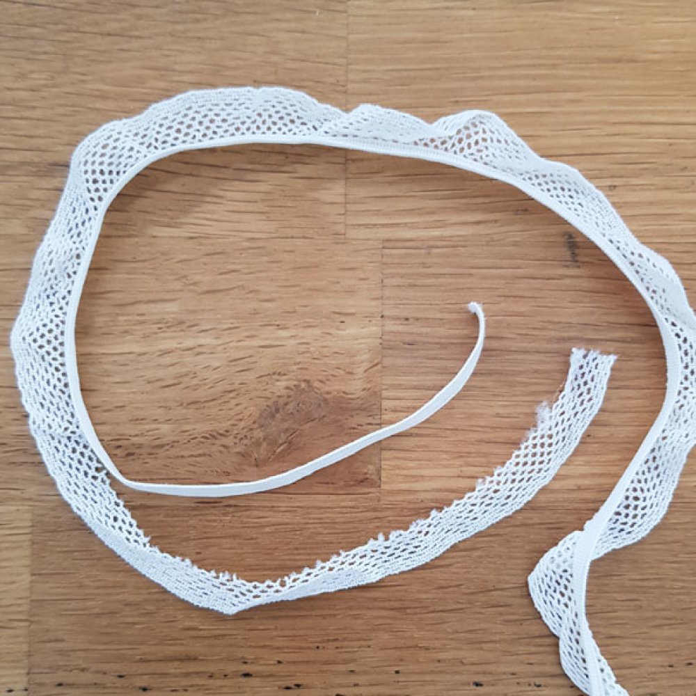 Renda elástica branca de 4,5 mm para coser