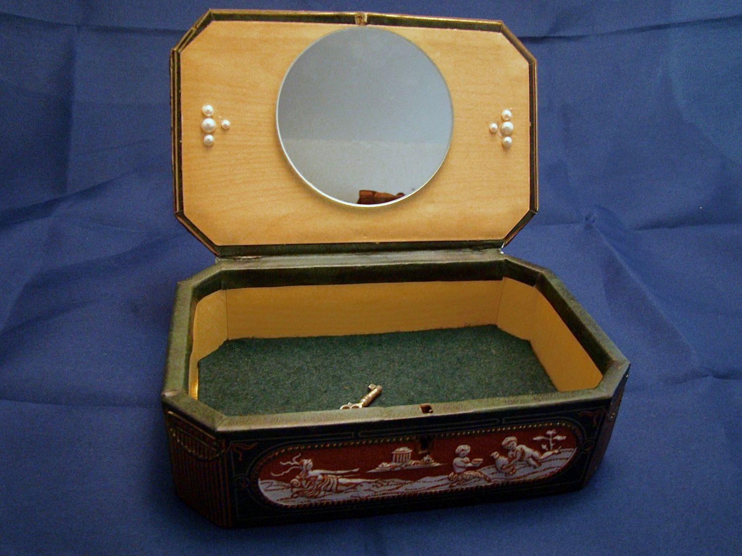 Caixa de Jóias Vintage com fechadura
