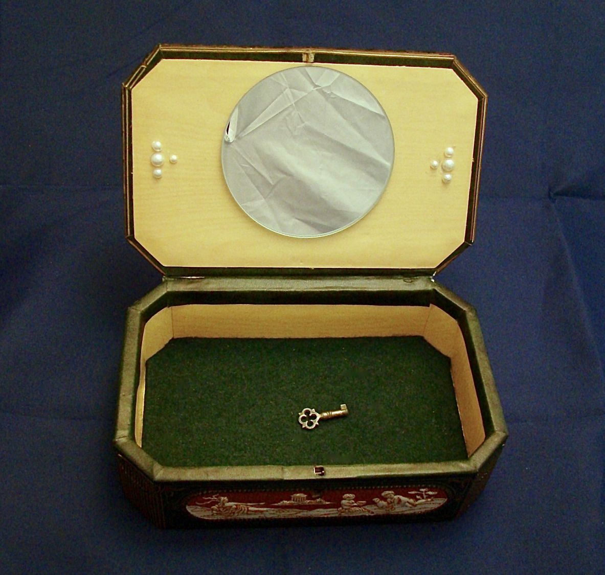 Caixa de Jóias Vintage com fechadura