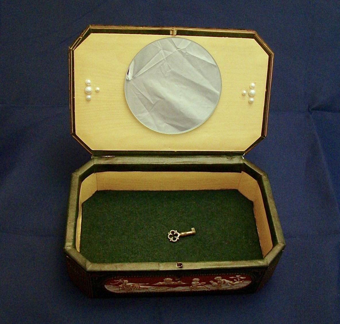 Caixa de Jóias Vintage com fechadura