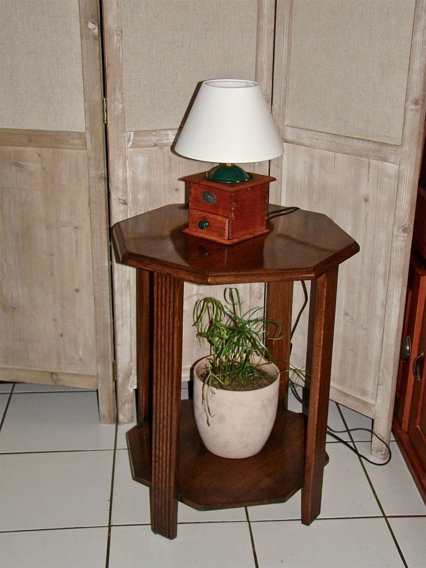 Lâmpada velha de moinho de café verde