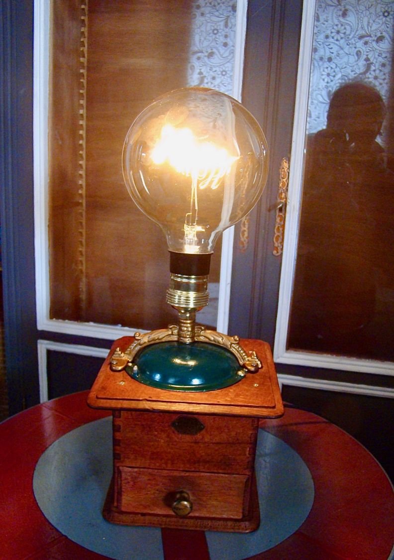 Candeeiro de moinho de café antigo EDISON