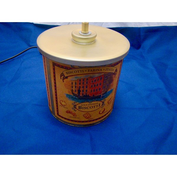 Lampe boite &agrave; biscotte italienne