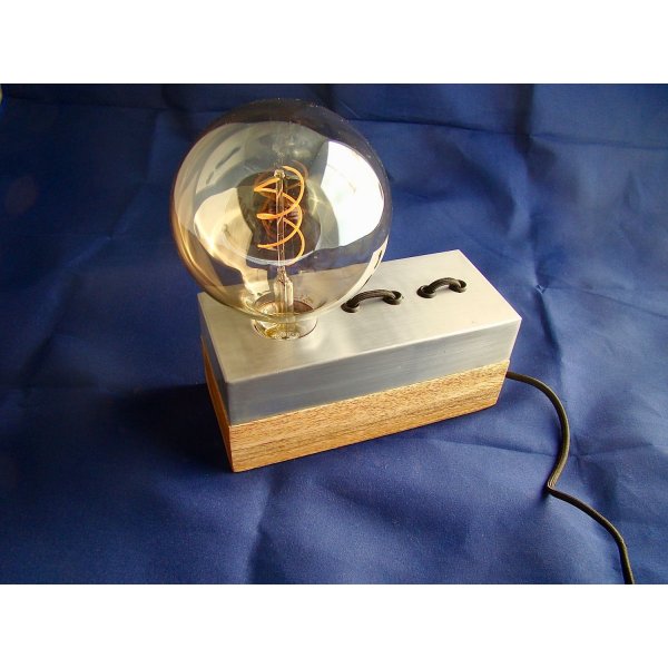 Candeeiro de mesa de design