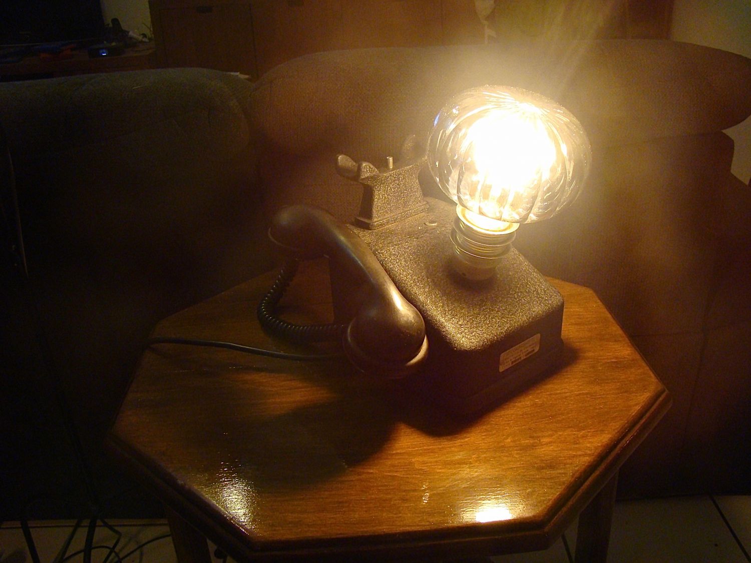 Lâmpada telefónica retrorreflectora steampunk
