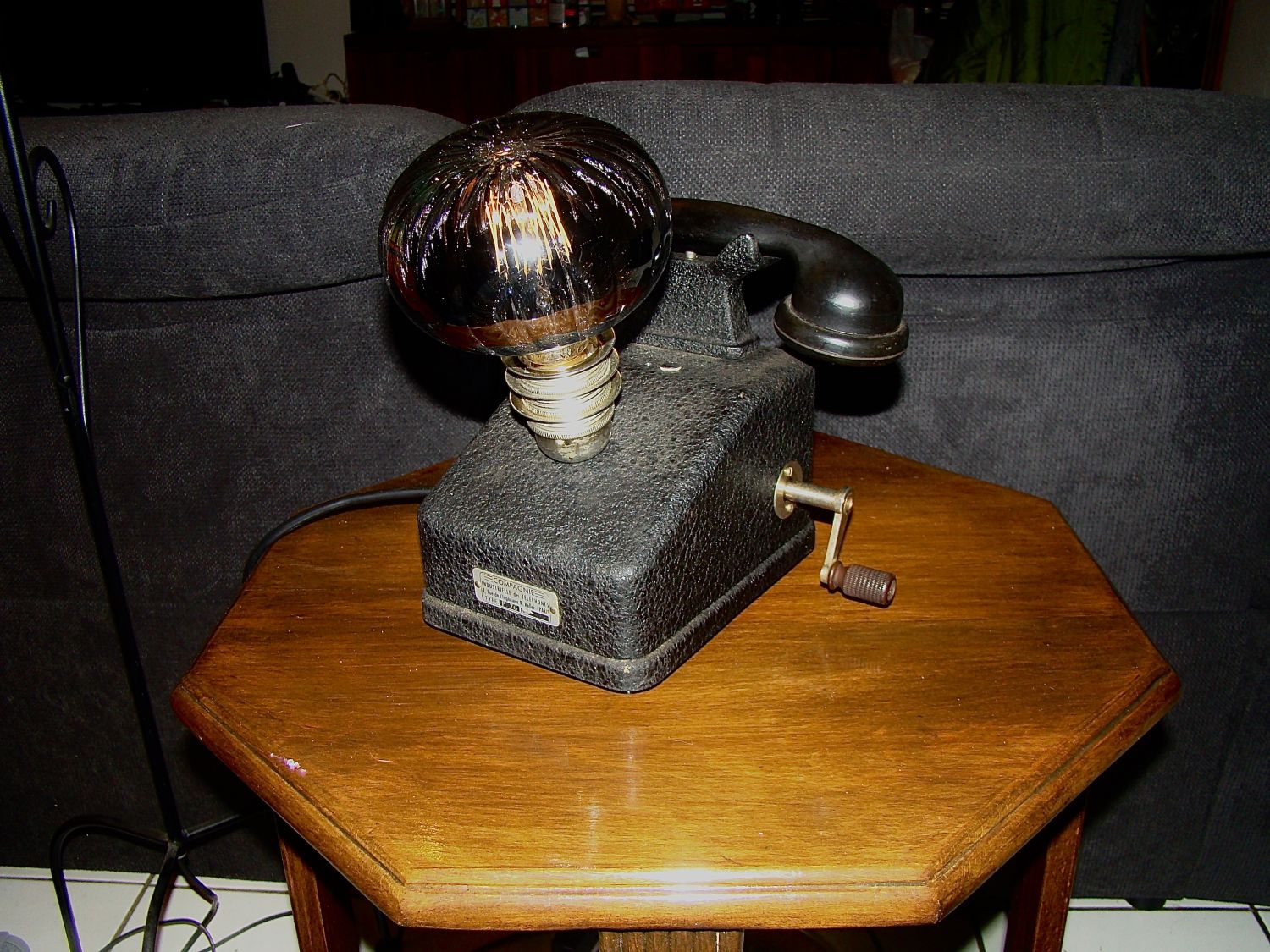 Lâmpada telefónica retrorreflectora steampunk