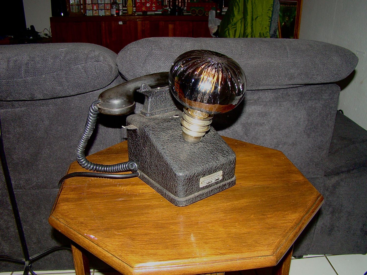 Lâmpada telefónica retrorreflectora steampunk