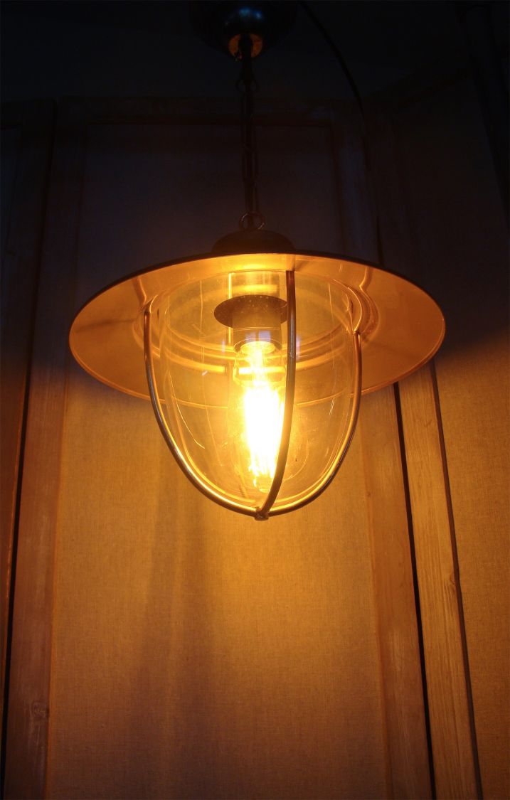 grande candelabro de suspensão do tipo industrial de aço !