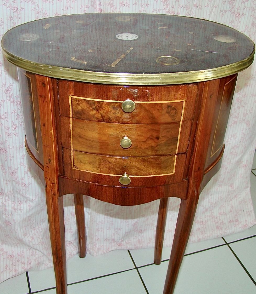 Cómoda pequena Tempus Fugit 