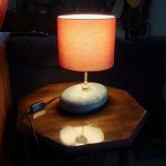 Upcycling Pequena lâmpada de água quente para garrafas