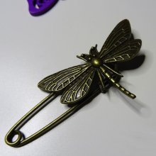 Alfinete libélula de bronze antigo
