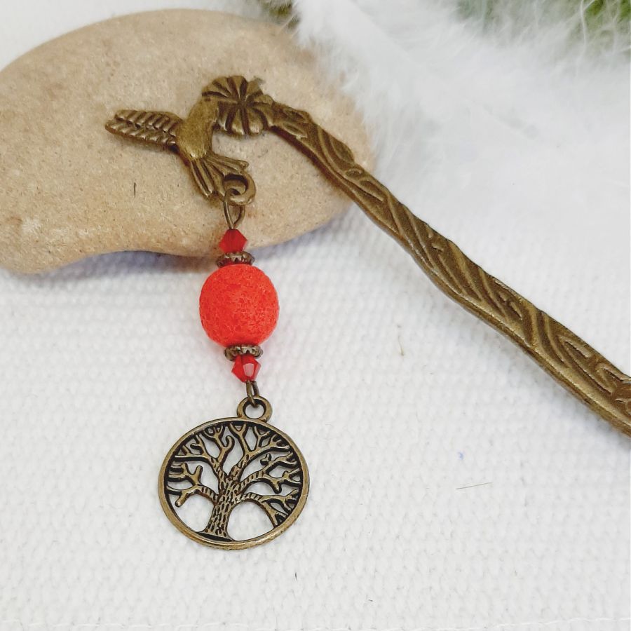 marcador de página de cor bronze pingente de vida a personalizar com missanga vermelha feita à mão 