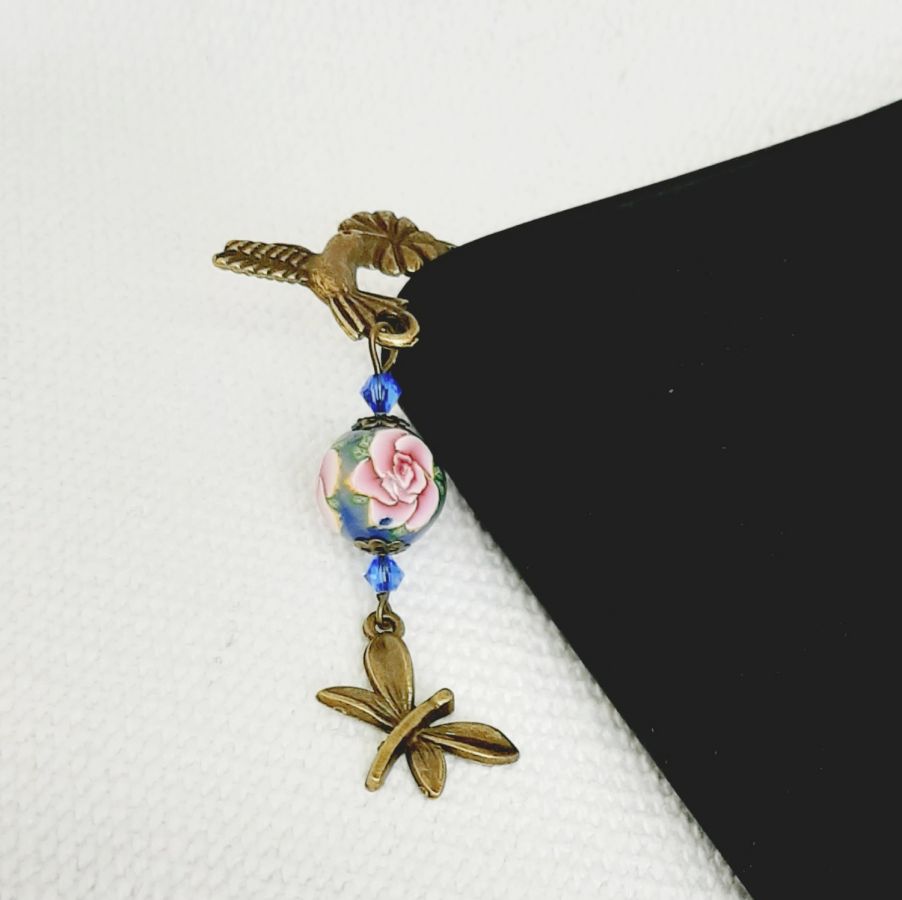 páginas de marca pingente de cor bronze libeluele com pérola sublime com rosa rosa handmadertisanale 