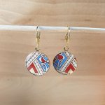 Brincos pingentes ouro/vermelho/azul