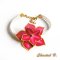 Pulseira de guipura de renda branca com flor de seda de seda pintada à mão