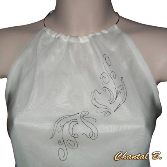 Blusa branca de blusa com cinto de renda pintado à mão em preto