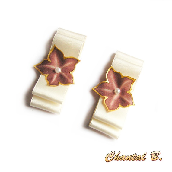 clips para sapatos de casamento noiva em marfim acetinado e choclat de flor de seda