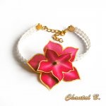 Pulseira de guipura de renda branca com flor de seda de seda pintada à mão