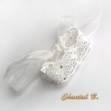 pulseira de rendas guipura branca de casamento romântico acessório