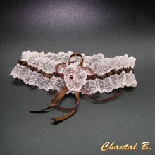 ligas de casamento românticas com renda de salmão e chocolate