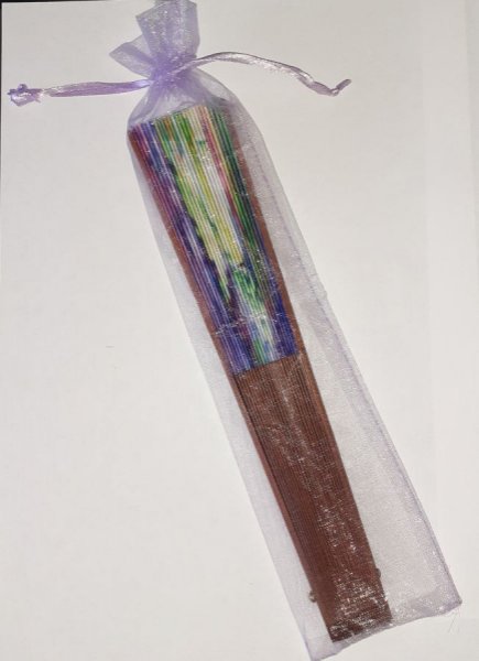 Ventilador de cetim desenhado e pintado &agrave; m&atilde;o "Aurora