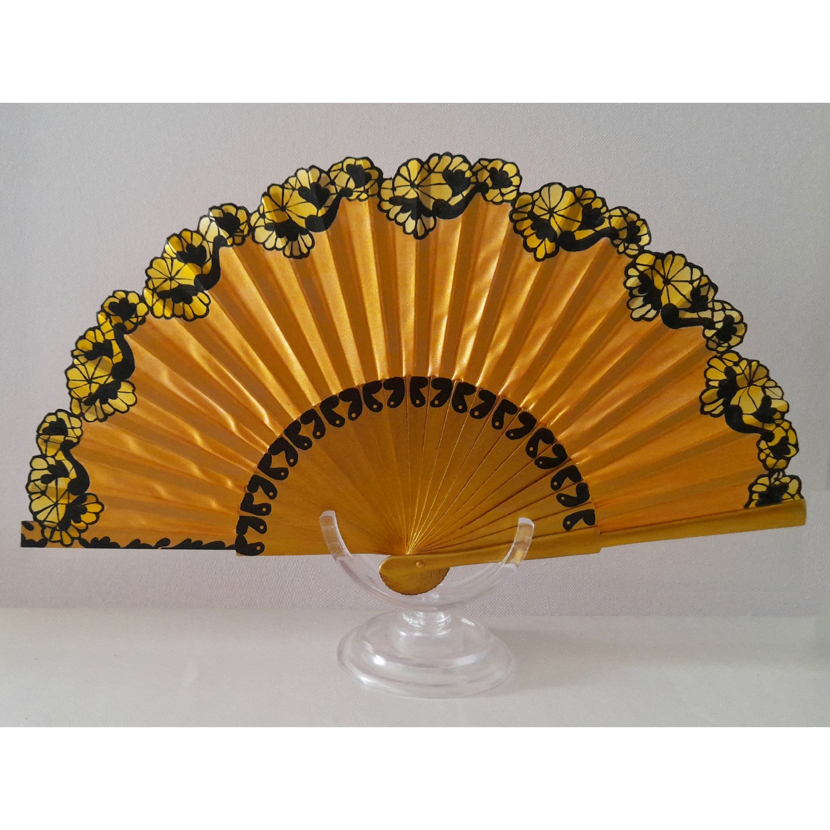 Ventilador de cetim desenhado e pintado à mão "Flamenco