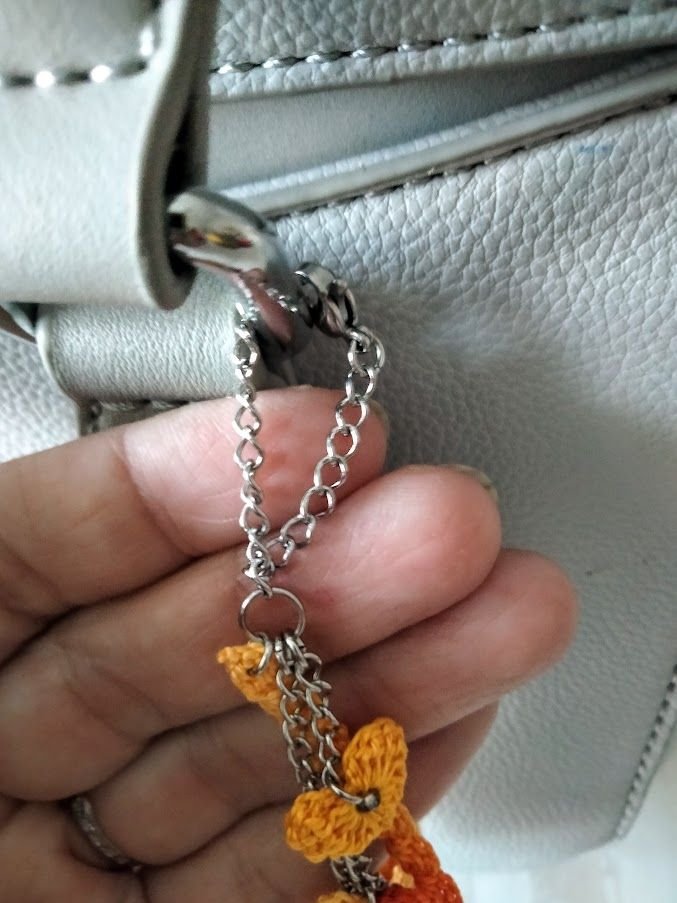 Jóia de saco "coração" Amarelo