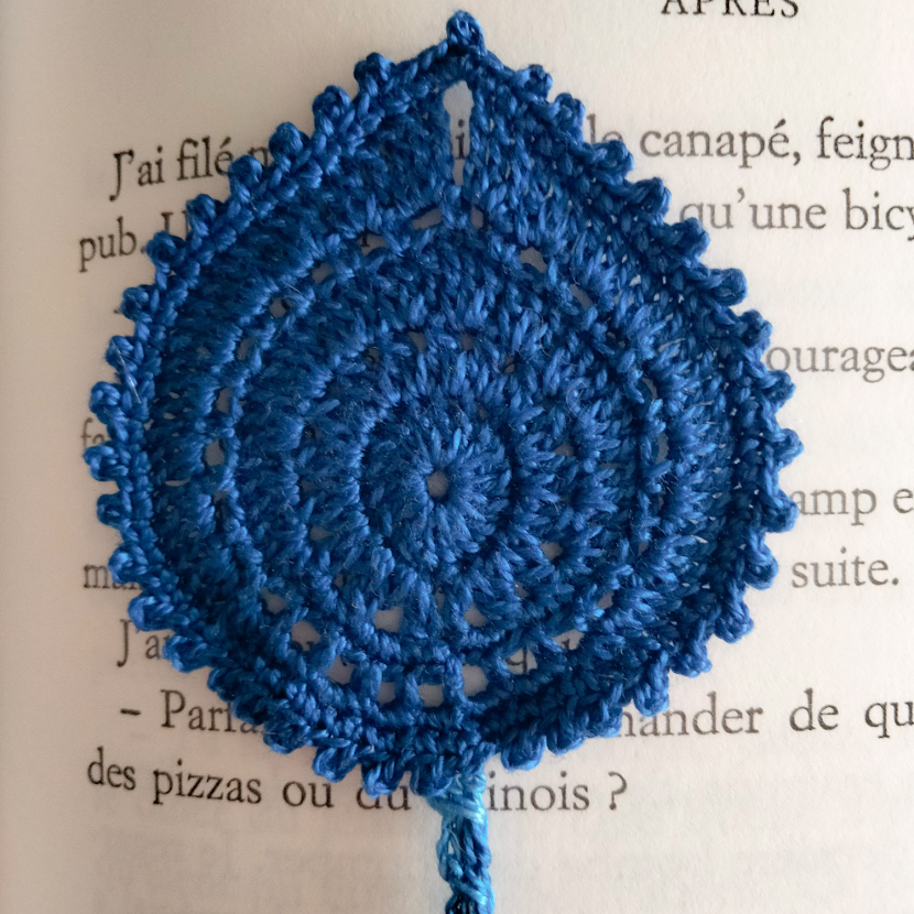 Grande "Folha" Bookmark