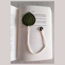 Grande 'Folha' Bookmark