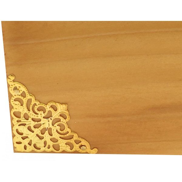 Caixa de madeira com tampa de vidro. Modelo : cora&ccedil;&atilde;o de mel.