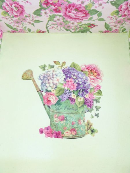 Caixa de madeira com tampa de vidro. Modelo : rose garden