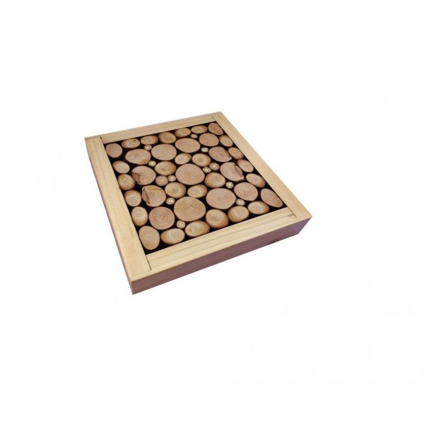 Tapete de mesa em madeira de avel&atilde; / lil&aacute;s, revers&iacute;vel numa ch&aacute;vena com decora&ccedil;&atilde;o de crepita&ccedil;&atilde;o dourada