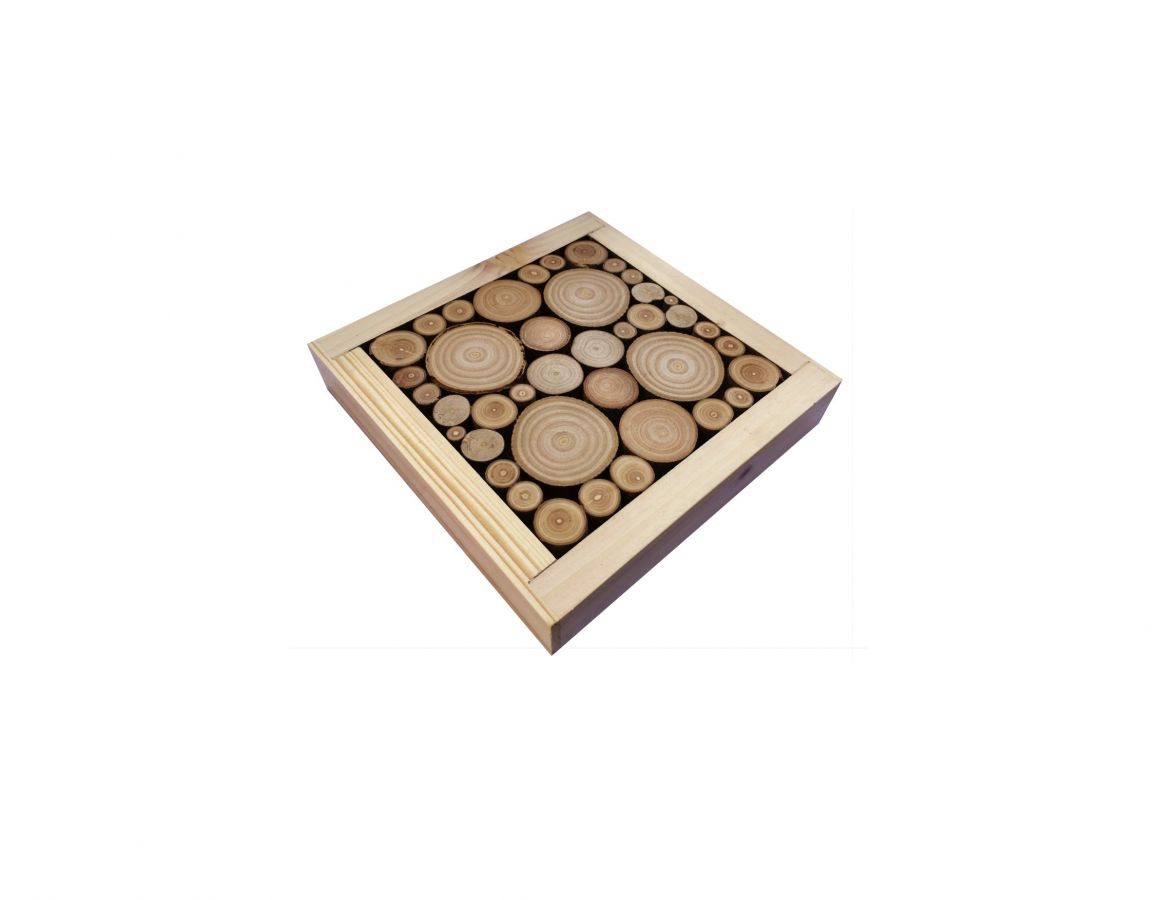 Tapete de mesa em toros de loureiro / madeira de avelã, reversível numa chávena com decoração de coração jacquard