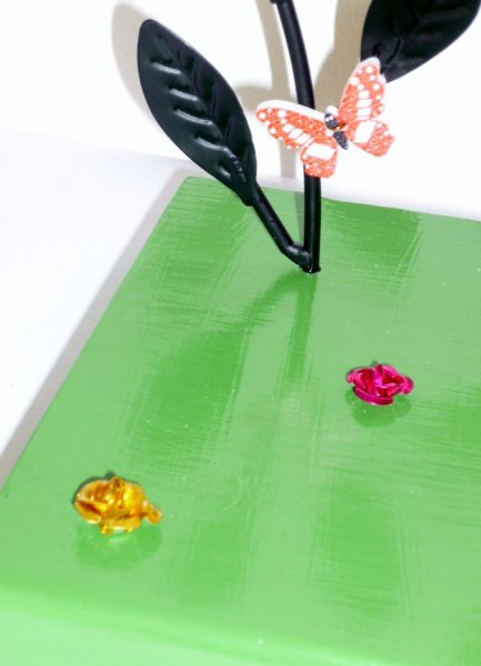 Finalizador de livro moderno em madeira maci&ccedil;a "Coelhos" em pinho das Landes 