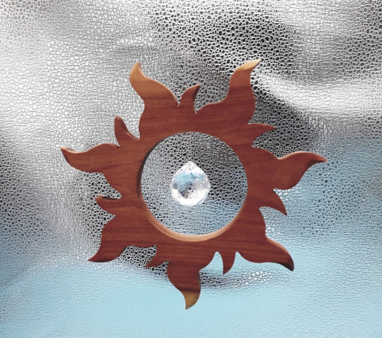Apanhador solar de madeira nobre para pendurar com esfera de cristal