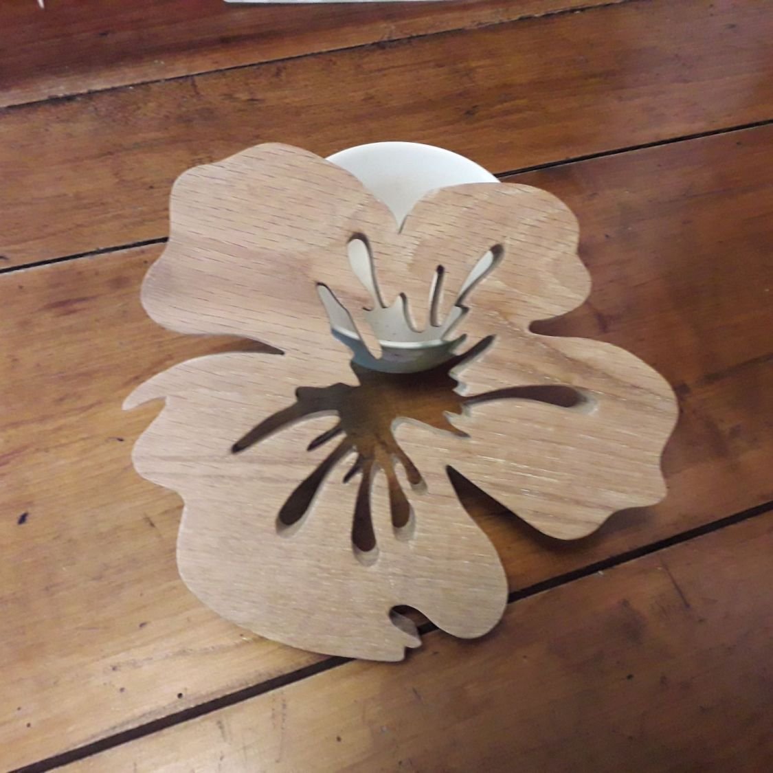 Fleur de pensée trivet em carvalho maciço de 15 mm de espessura