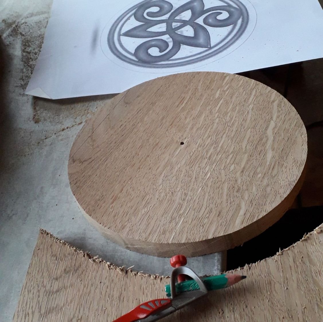 Símbolos celtas da base da placa