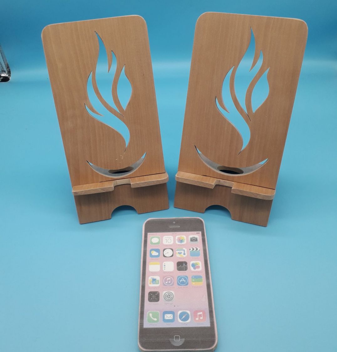 Suporte vertical de telemóvel com motivo de chama