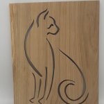 Figura de gato a todo o comprimento