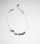 Bracelete original de contas de golfinhos e hematites em corrente de prata 925