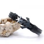 Pulseira de âncora de aço em couro preto
