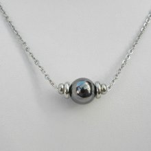 Colar solitário com pedra hematita e contas de aço inoxidável