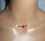 Colar rosa com gorgon vermelho sobre corrente de prata 925