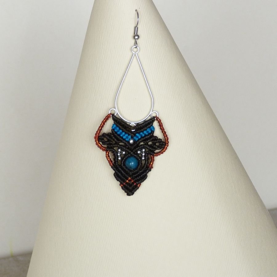 Brincos em micro-macramé castanho, azul turquesa, cobre