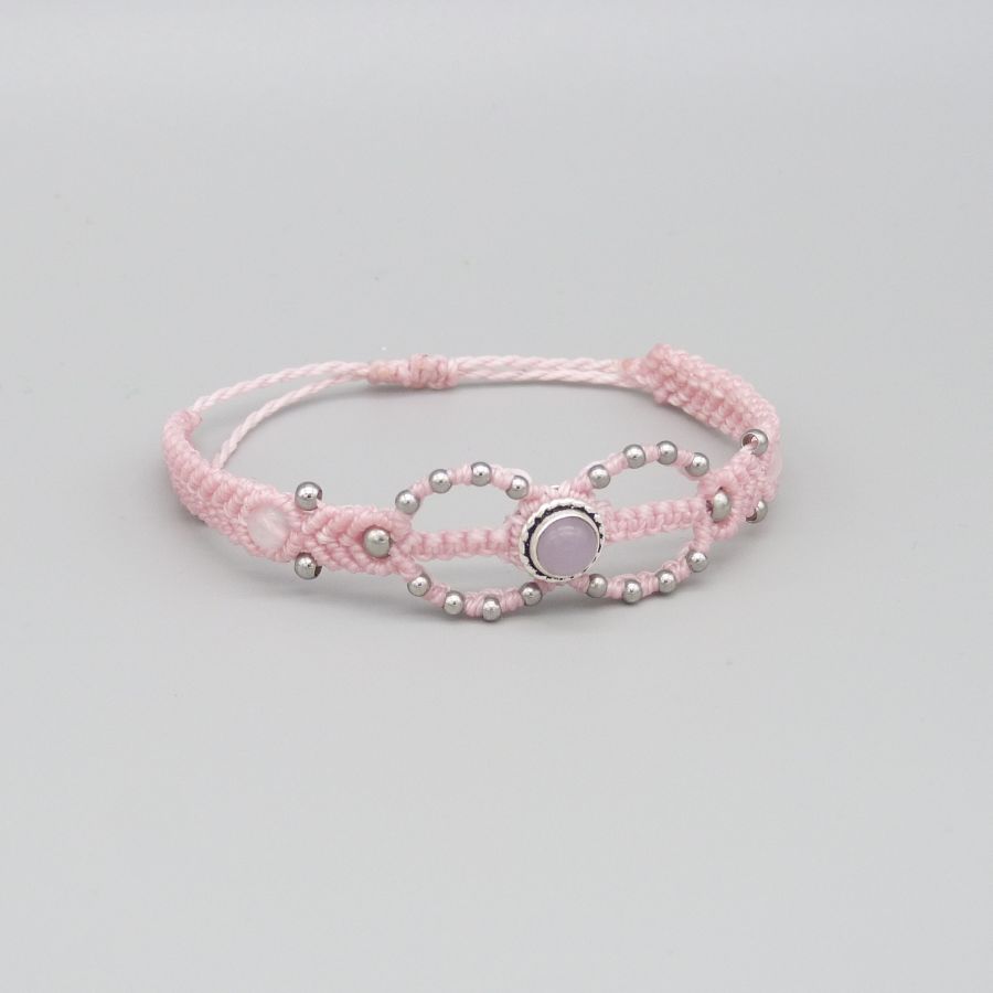 Pulseira micro-macramé rosa com uma pedra de quartzo rosa