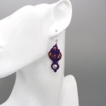 Brincos de micro macramé roxo com gancho de prata 925