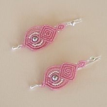 Brincos de micro macramé rosa com 925 ganchos de prata